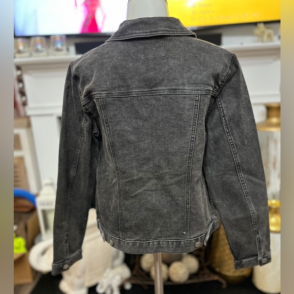 Time and True Gray Jean Jacket Size Small - Picture 3 of 5